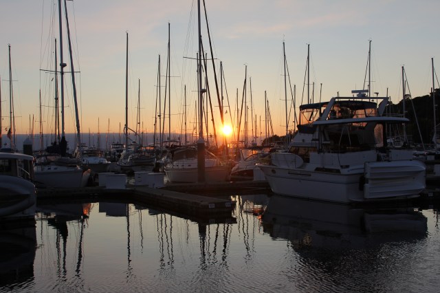 In the beauty of the Autum Christ was born